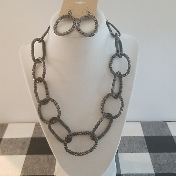 PEWTER Hoop Necklace and Earring Set - Picture 2 of 4